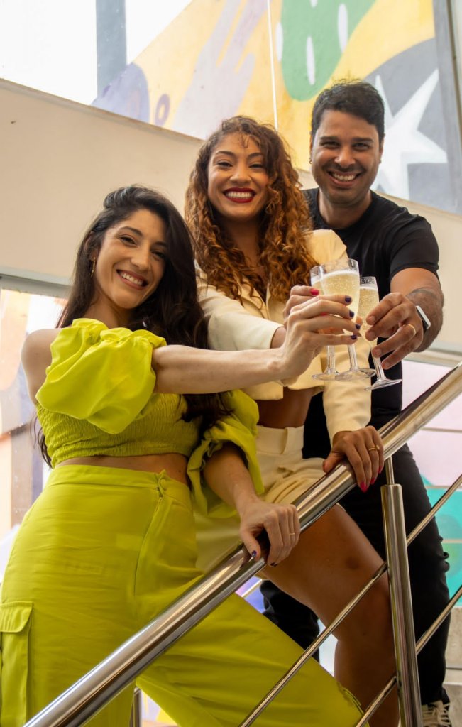 Ju e Cathi inauguram Studio Live2Dance